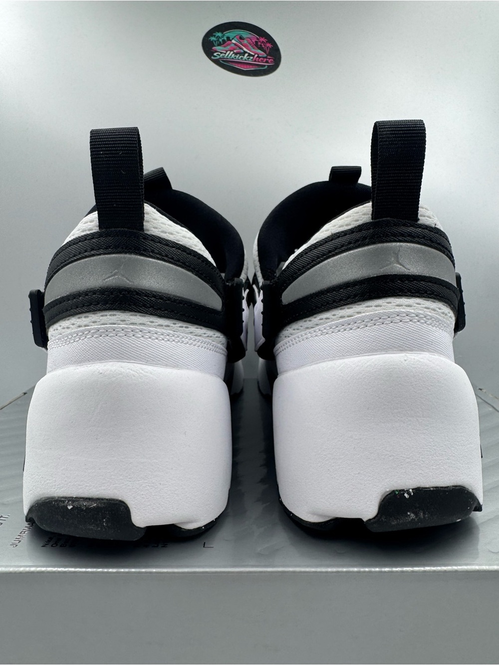 Nike Air Jordan Trunner LX White Black BRAND NEW Size 10 Women - Picture 4 of 8